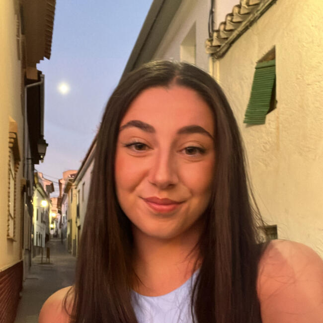 Canguro en La Zubia: Candela