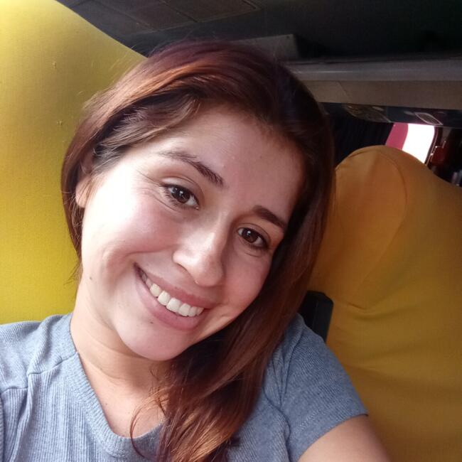 Niñera en Areguá: Regina