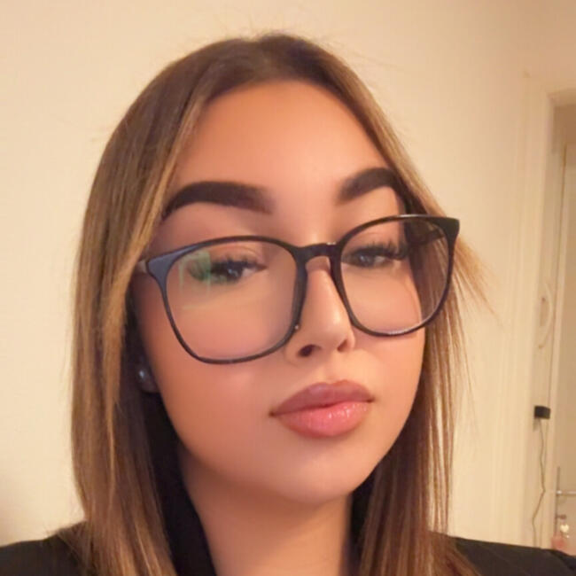 Baby-sitter in Lausanne: Yesmine