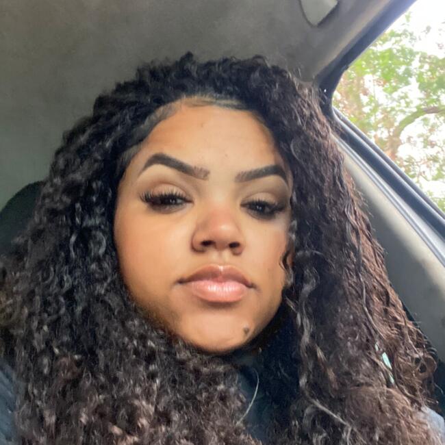 Babá em Três Rios: Yasmin