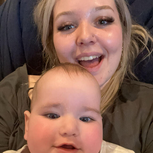 Baby-sitter in Palmerston North: Katie