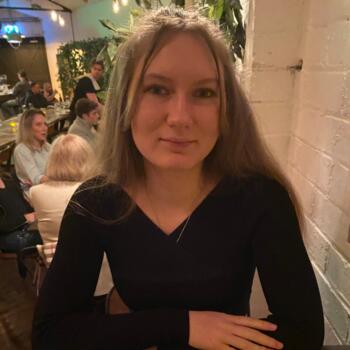 Babysitter Wollongong: Tiana