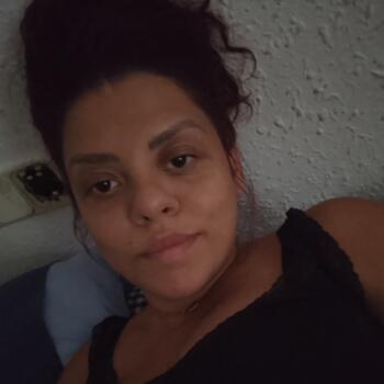 Babysitter in Viladecans: Luana