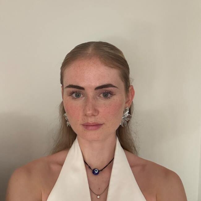 Babysitter a Bellevue: Pauline