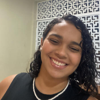 Babá em Salvador: Carol