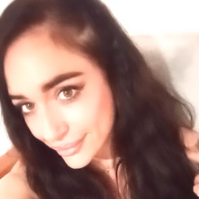 Babysitting job in Elche: Cris