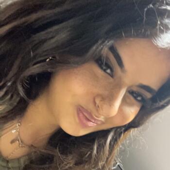 Babysitter in Leicester: Maira