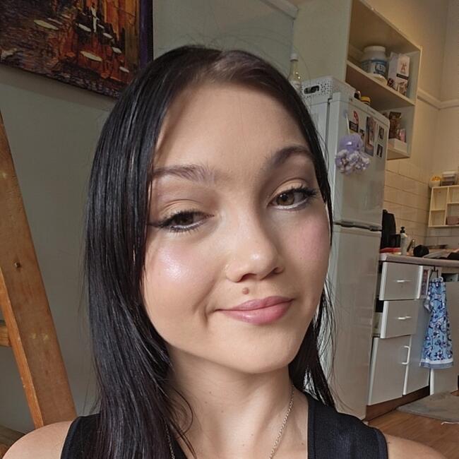 Babysitter in Sydney: Roza-lyn