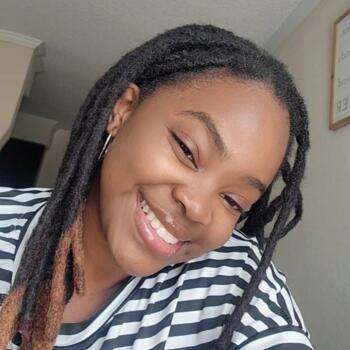 Babysitter in West Palm Beach: Munashe