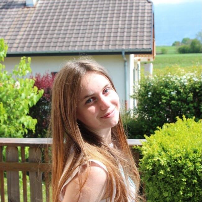 Babysitter in Chambéry: Sarah