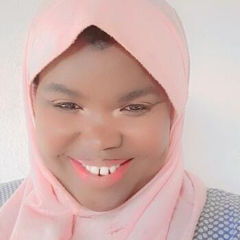 مربية أطفال في جدة: Habibah