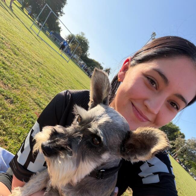 Babysitter in Hamilton: Dominique