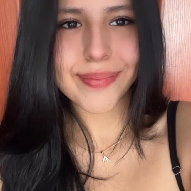 Niñera en Santa Anita - Los Ficus: Angela