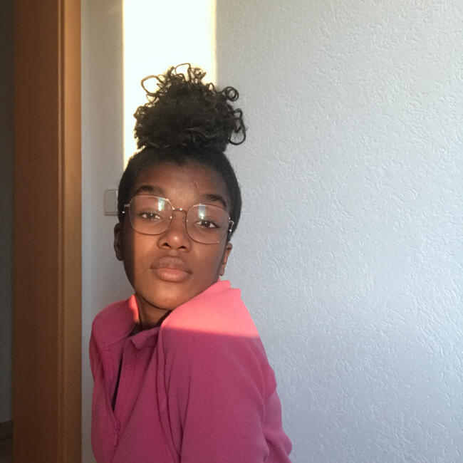 Babysitter a Kayl: Zoé Lynn