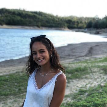 Babysitter em Peniche: Adriana