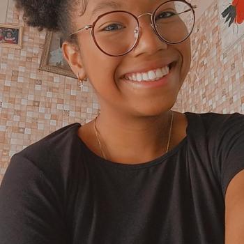 Babá em Franca: Maria