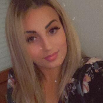 Baby-sitter in Chartres: Dounia