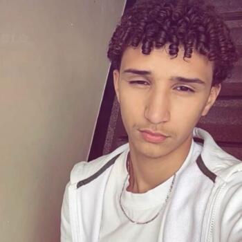 Niñera en Mons: Moaatasim yacoubi