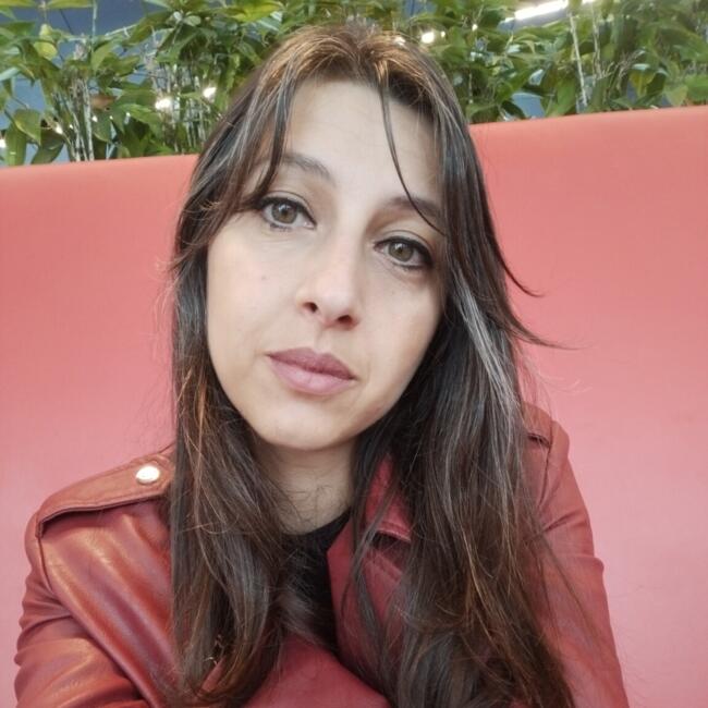 Babysitter a Borgo Ticino: Maria