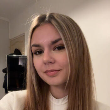 Babysitter in Coincy: Louanne