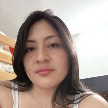 Babysitter in Paris: Mariela