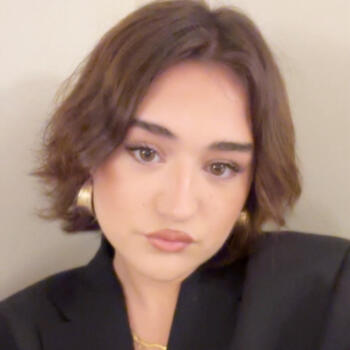 Baby-sitter Aix-en-Provence: Fleur