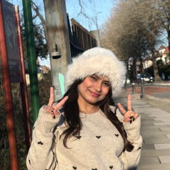 Babysitter in London: Sharmila