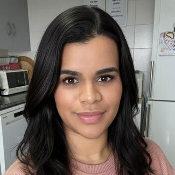 Babysitter in Loures: Larissa