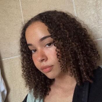 Babysitter in Boulogne-Billancourt: Solène
