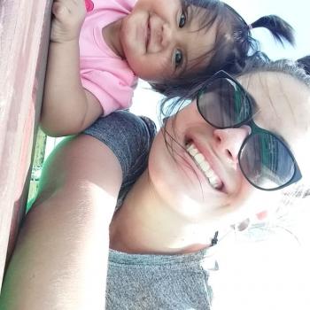 Babá em Guarapuava: Luana