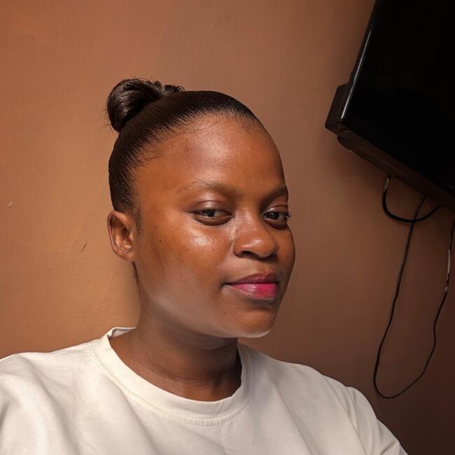 جليسة أطفال في دبي: Juliana