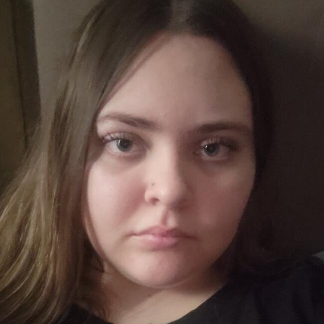 Babysitter in West Palm Beach: Alexis