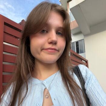 Babysitter Brisbane: Carolyn