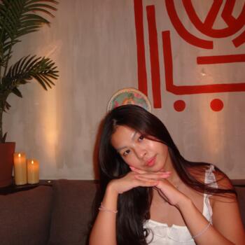 Babysitter in Singapore Island: Jennifer