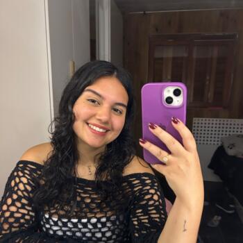 Babá em Pelotas: Beatrice