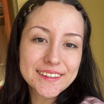 Babysitter Cuenca: Violeta