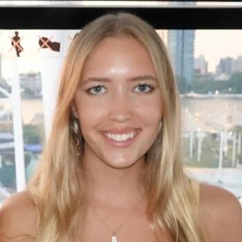 Babysitter in Melbourne: Elise