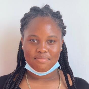 Babysitter in Noisy-le-Grand: Lyndsay