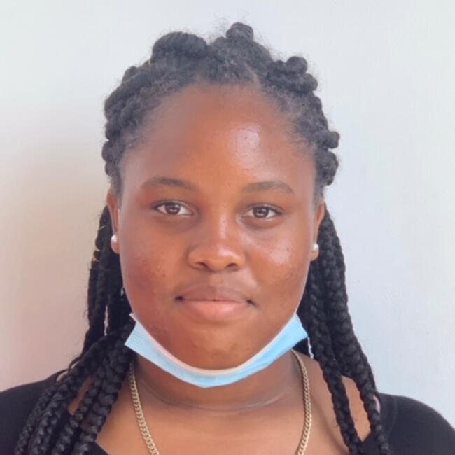 Babysitter in Noisy-le-Grand: Lyndsay