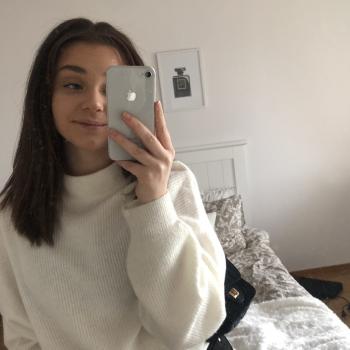 Barnvakt i Örebro: Evelina