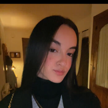 Babysitter in Albacete: Adriana