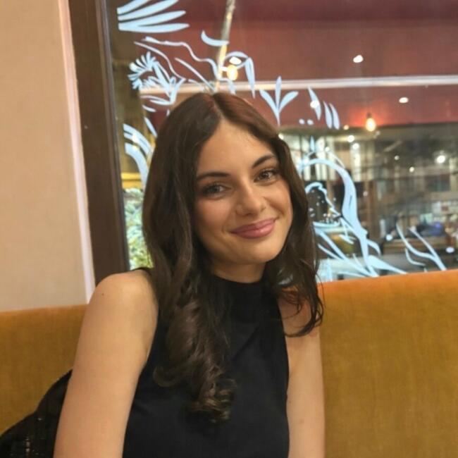 Babysitter in Vignacourt: Sahra-Louise
