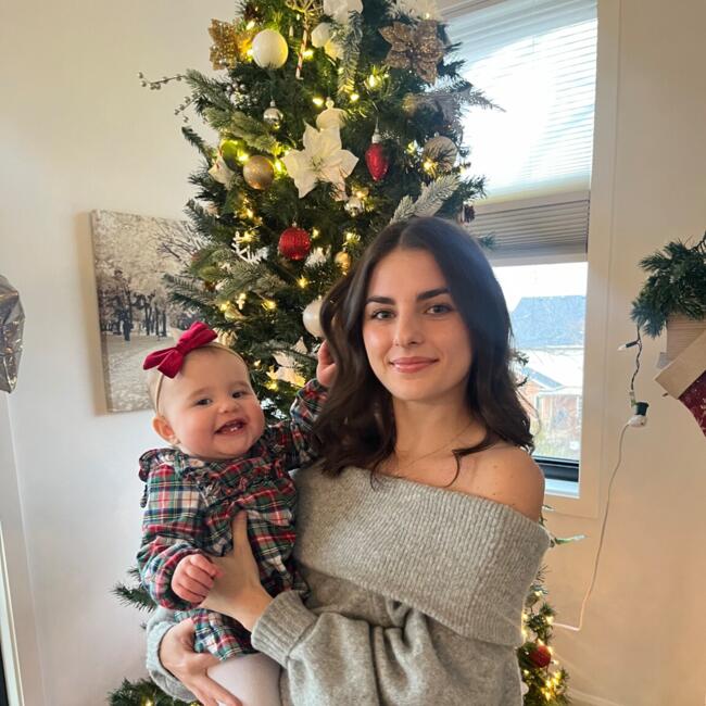 Baby-sitter in Collingwood: Cailee