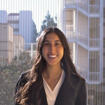 Babysitter in Irvine (California): Selina