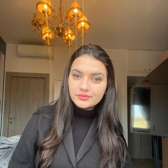 Babysitter in Ladispoli: Yennifer