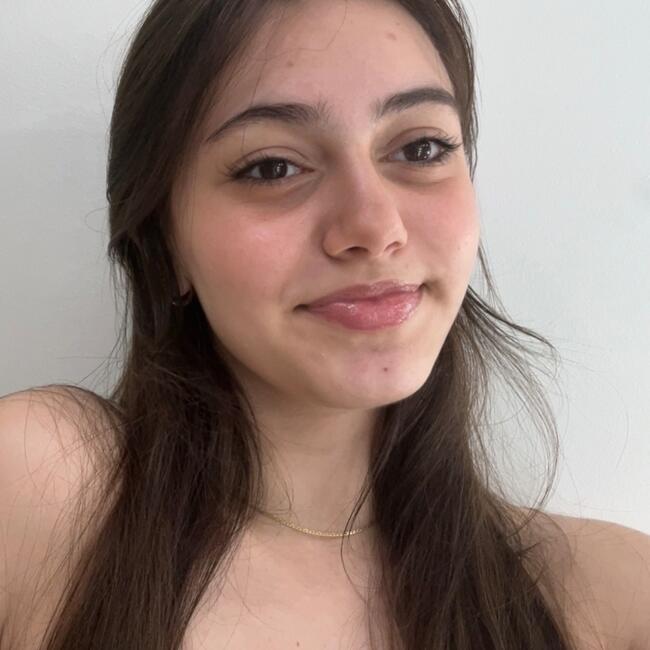 Niñera en Yerba Buena: Agostina