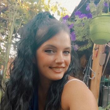 Babysitter in Issoire: Megane