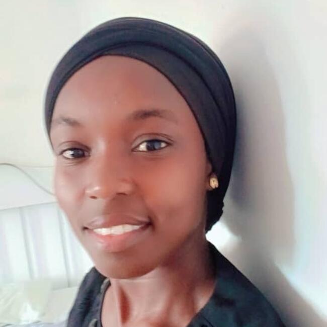 Baby-sitter in Dieppe: Jeanine