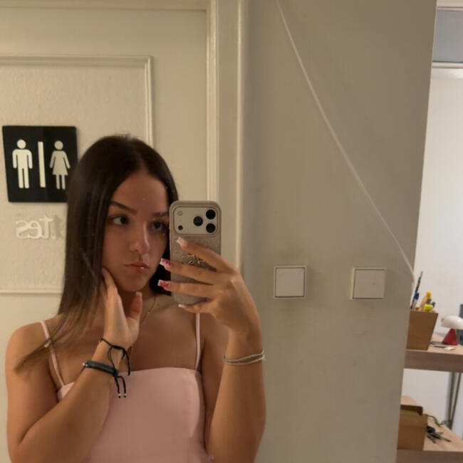 Baby-sitter à Luxembourg: Sara