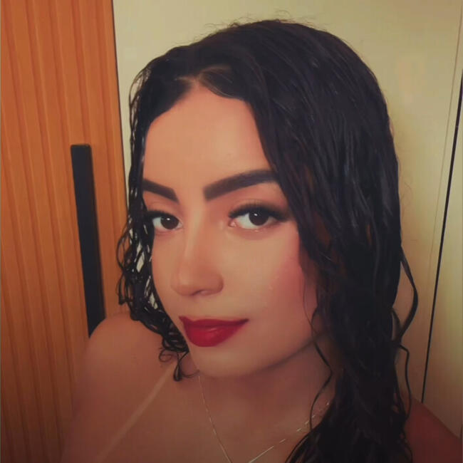 Babá em Contagem: Kayla